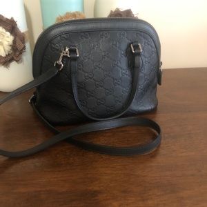 Sold.Authentic Black Gucci Crossbody